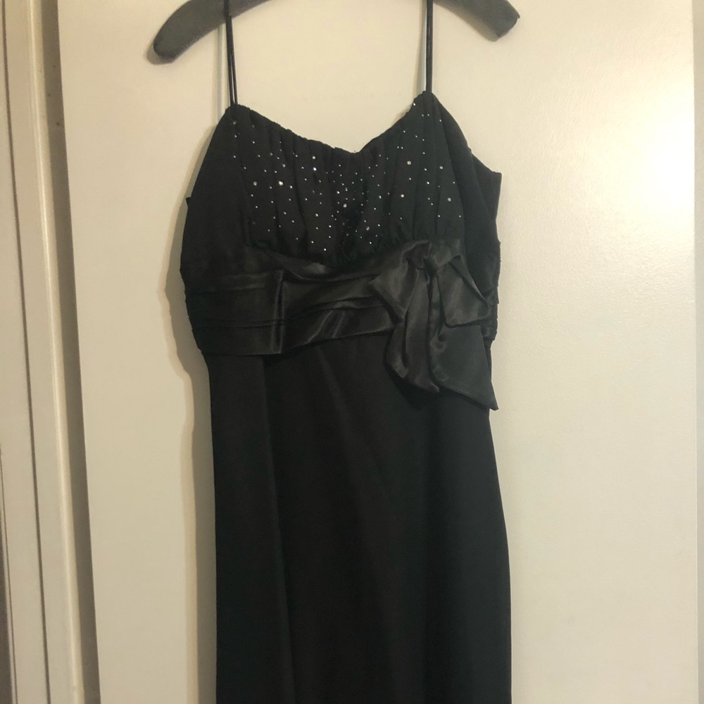 SIZE 2X Formal black dress